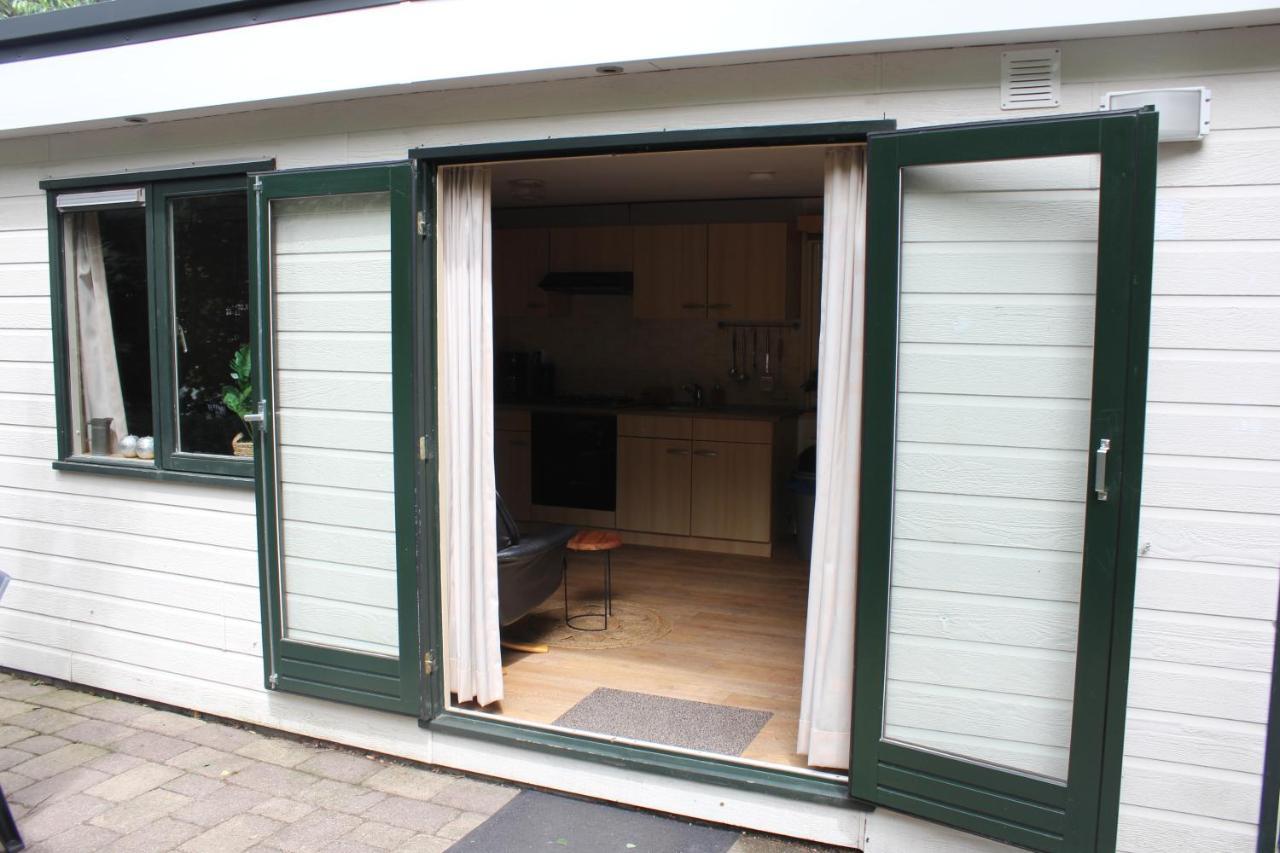 Sfeervolle Chalet Met Terras, H14 De Veldkamp, Epe, Voor 4 Personen Villa Exterior photo