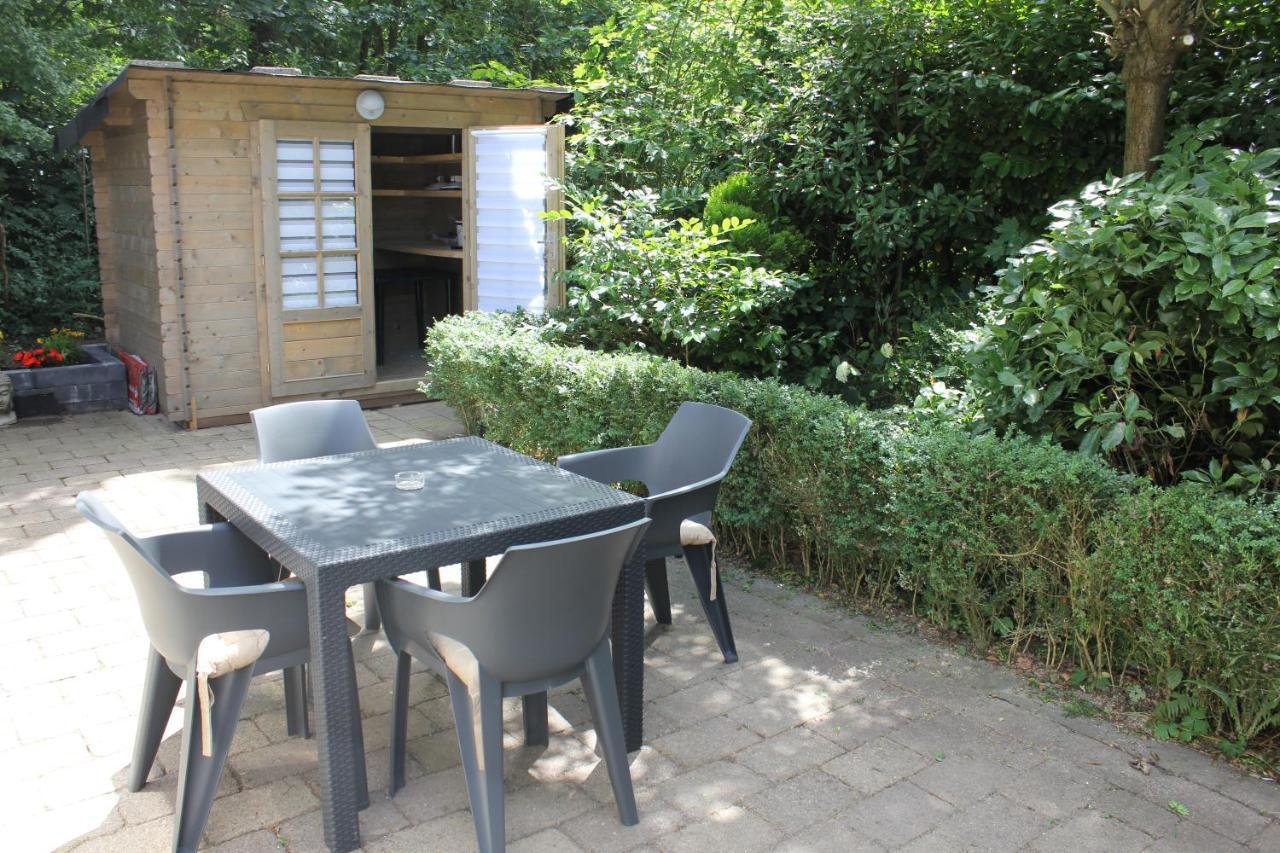 Sfeervolle Chalet Met Terras, H14 De Veldkamp, Epe, Voor 4 Personen Villa Exterior photo